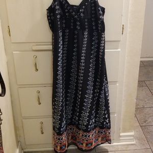 Beautiful fully lined maxi dress